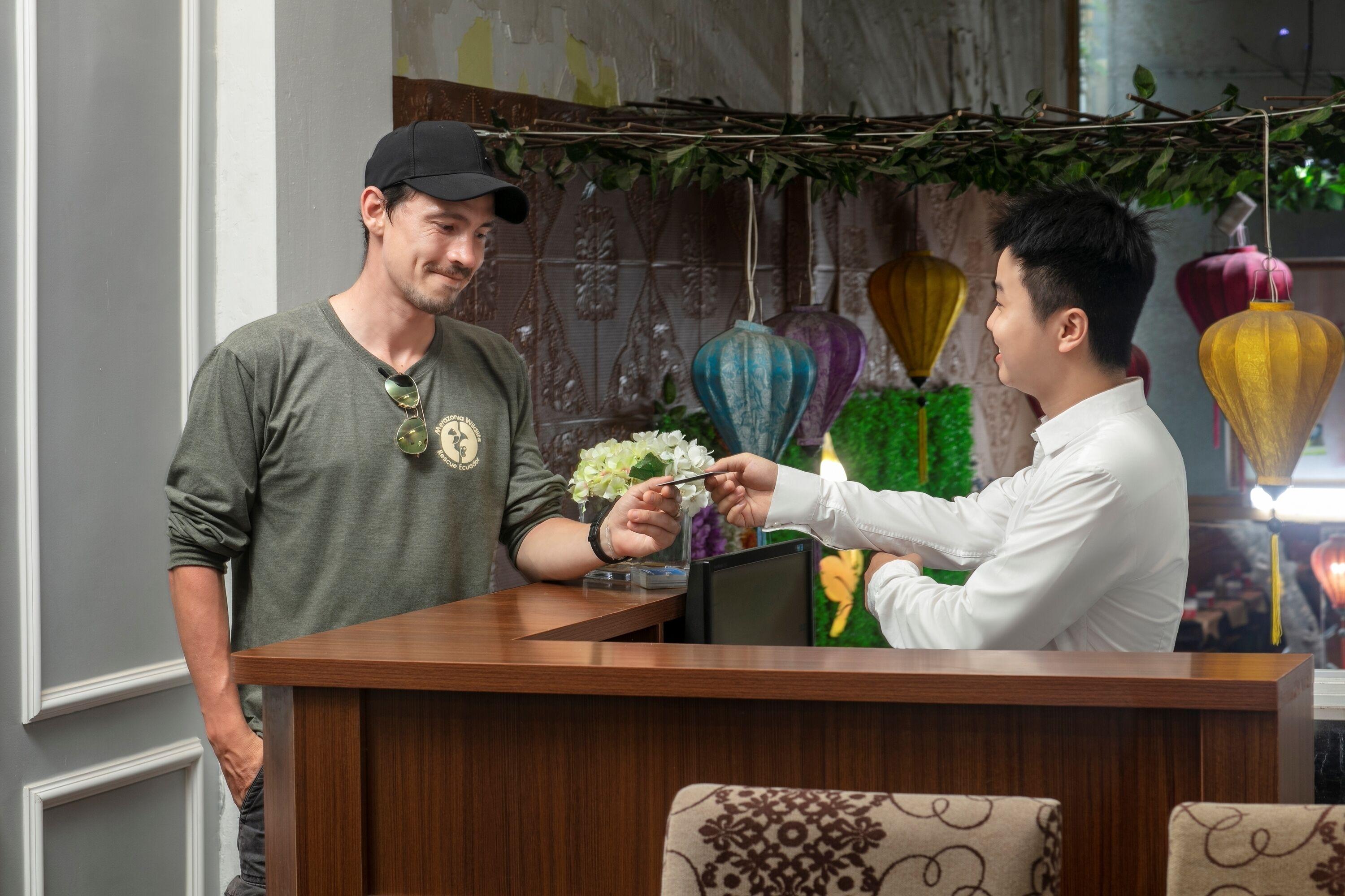 La Renta Center Hotel & Spa, Hanoi